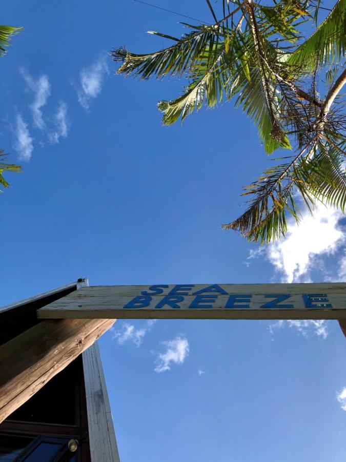 Sea Breeze Villa Onna Exterior photo