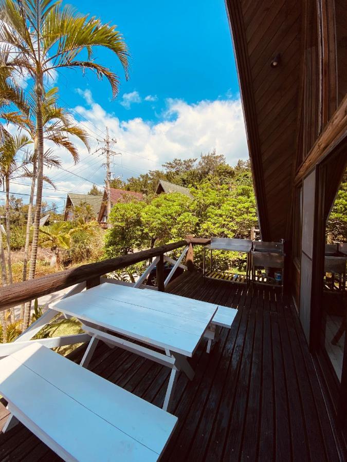 Sea Breeze Villa Onna Exterior photo